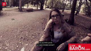 Kevin anatoa Mia moja nzuri usiku kutomba tarehe! Cambaron.com