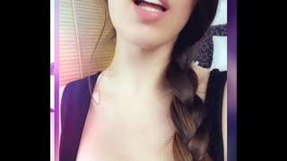 ���િડિઓ ક્લિપ્સ હસ્તમૈથુનનો, કપડાં પર પ્રયાસ કરી અને નગ્ન ફેબ્રુઆરી થી 2020