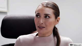 ���ຫຍ່ກົ້ນຜູ້ຊ່ວຍທີ່ມີເພດສໍາພັນກັບນາງແຕ່ງງານຈ້າງ