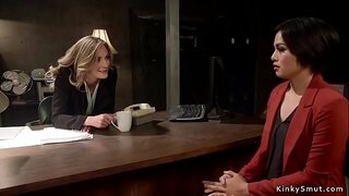 Kaba asina la na maron asunto ofisial ku e strèp na bola