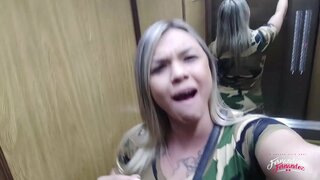 Hot chick nyusu cock, jeung babaturan, d.